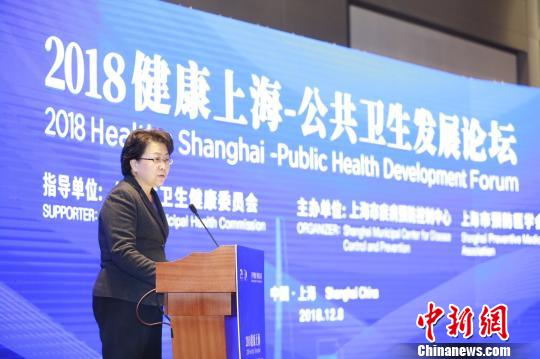 上海市副市长翁铁慧表示，上海将对标国际对高标准、最好水平，打造公共卫生人才高地。　芊烨 摄